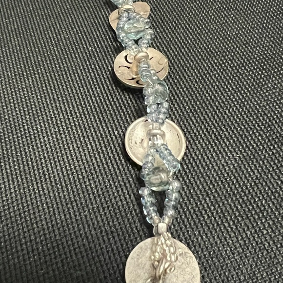 Silver-tone button bracelet. With light blue seed beads. - Picture 4 of 9